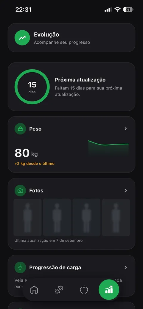 Tela de evolução no app HandFit, com peso atual, gráfico de progresso e fotos de evolução do aluno